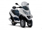 Piaggio MP3 Hybrid